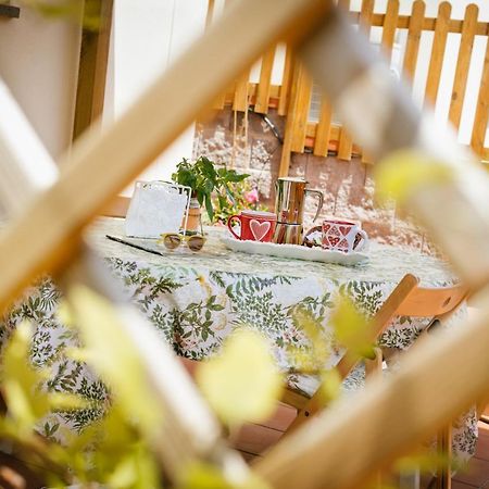 Domus Socolatae Apartments&Suites Фолоника Екстериор снимка