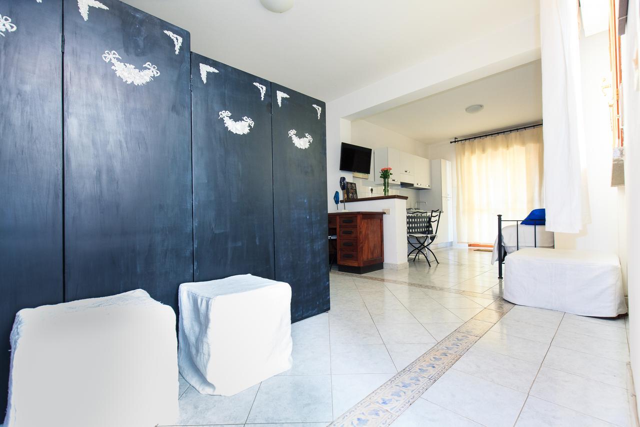 Domus Socolatae Apartments&Suites Фолоника Екстериор снимка