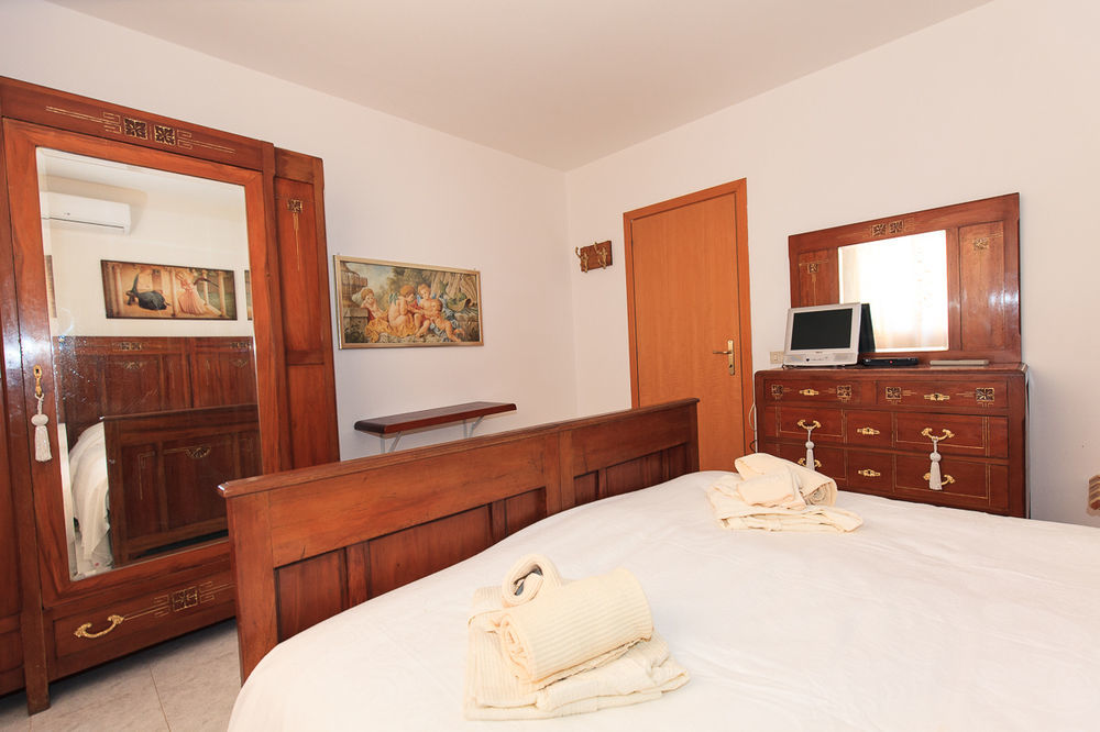 Domus Socolatae Apartments&Suites Фолоника Екстериор снимка
